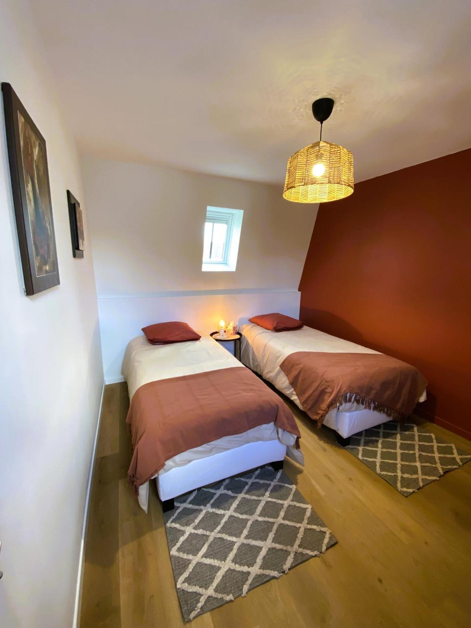 Maison 2 Chambres Avec Parking Et Jardin Noyon Exterior photo